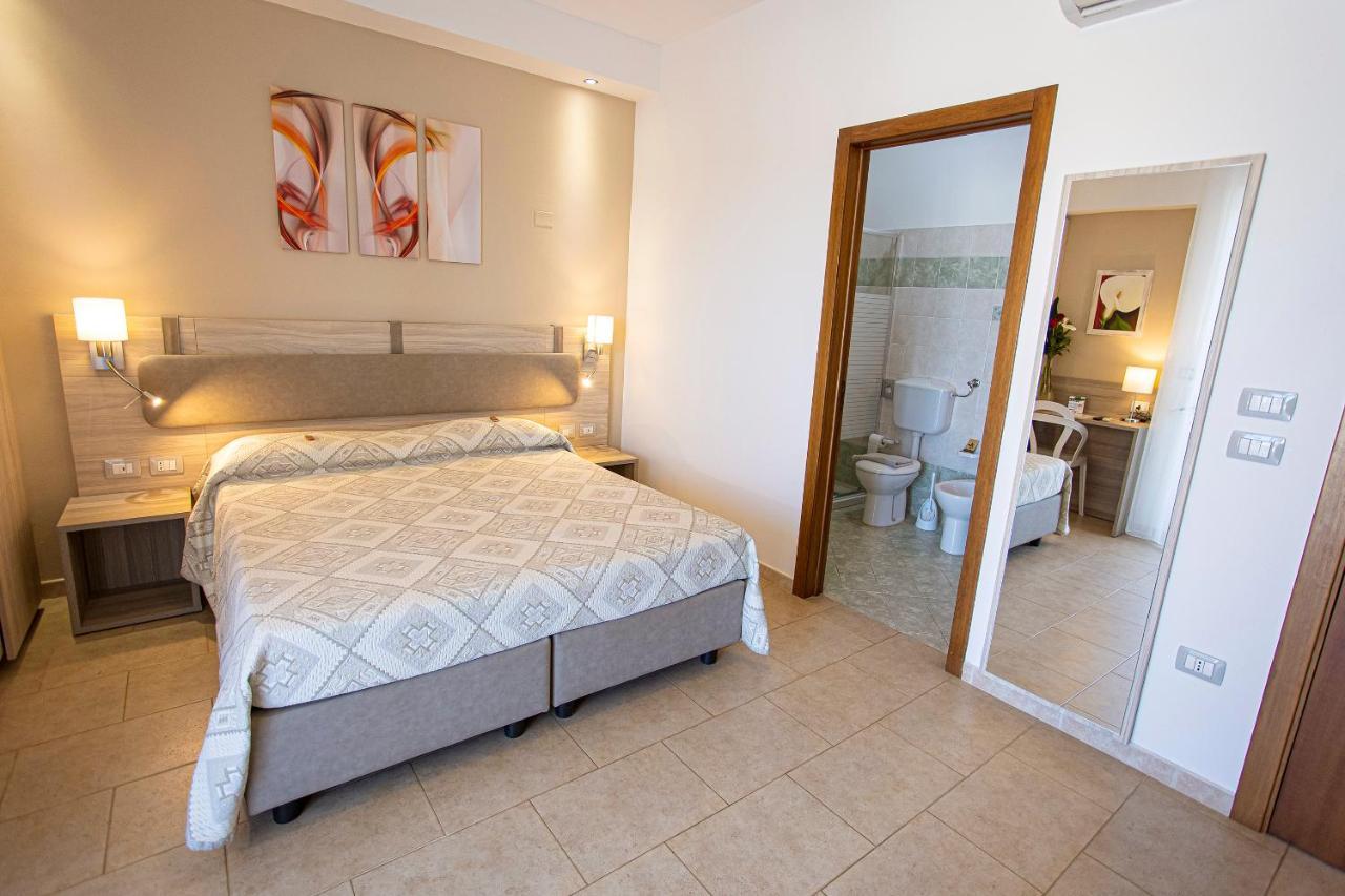 Aia Grande Bed & Breakfast Uggiano La Chiesa Exterior photo