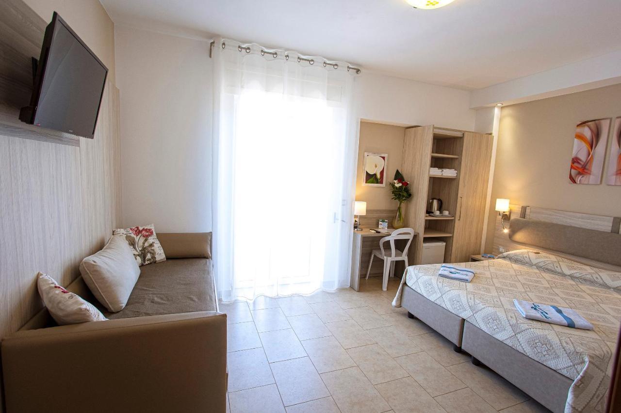 Aia Grande Bed & Breakfast Uggiano La Chiesa Exterior photo