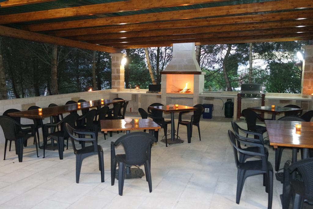 Aia Grande Bed & Breakfast Uggiano La Chiesa Exterior photo